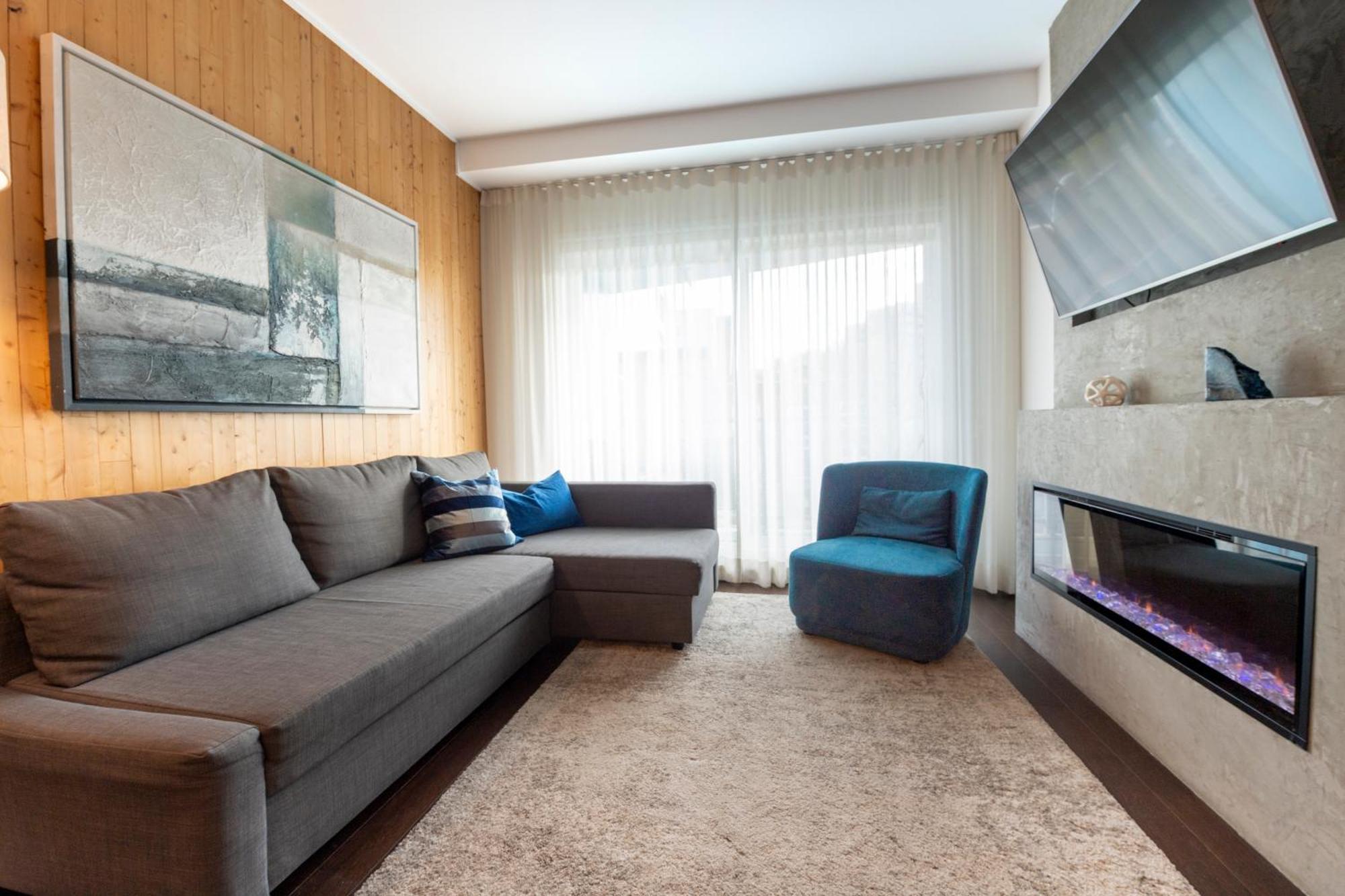 Le Saphir, Chic En Ville, Spacieux 2 Apartment Quebec City